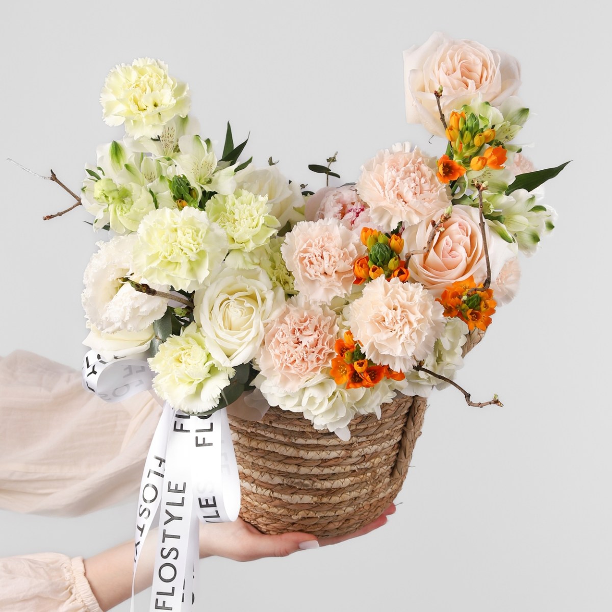 vesennij buket v korzine 6